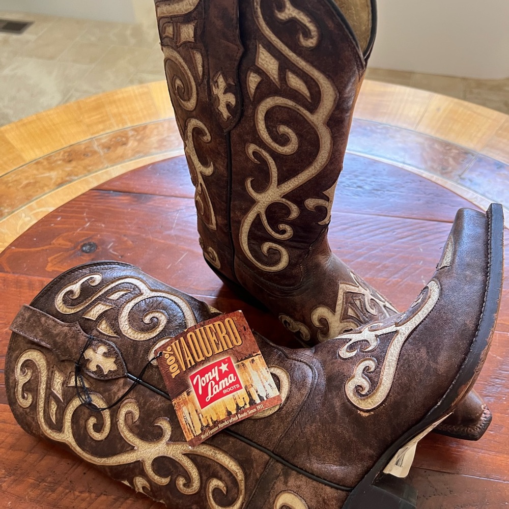Brown NWT Tony Lama Cowboy Boots